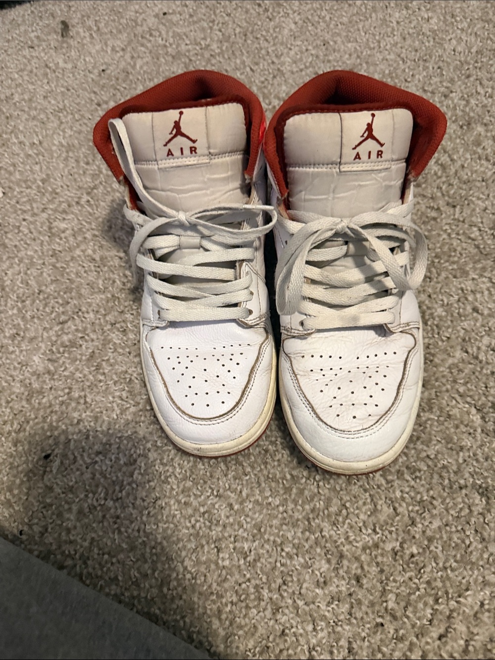 Men’s Jordans white and Red High-Top Sneakers